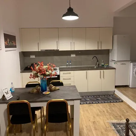 Perfect Place 71α Apartment *