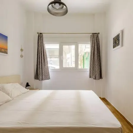 Perfect Place 71α Apartment *